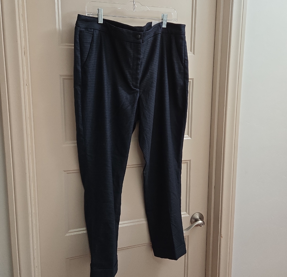 WHBM The Slim Ankle Pant - Picture 2 of 12